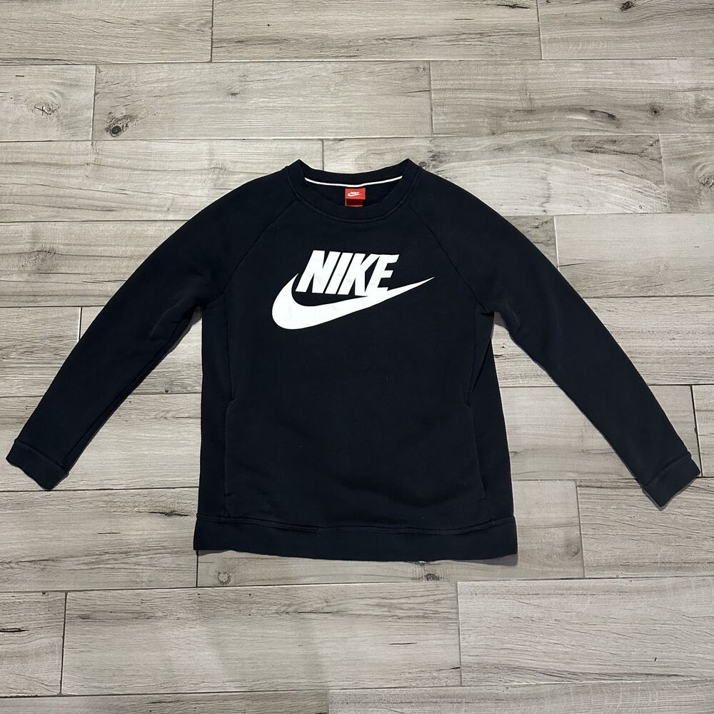 Nike Womens NSW Crewneck Sweatshirt Medium Pullover Fleece Swoosh 842435-010